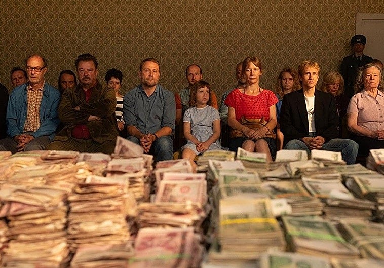 Wie die Ossis die Wessis übers Ohr hauten: heitere Gaunerei mit deutscher Starbesetzung